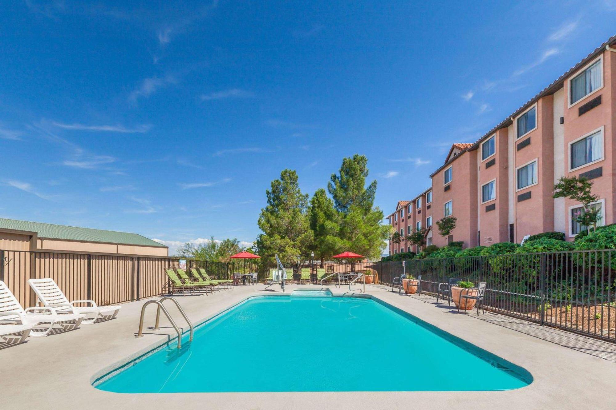 Days Inn By Wyndham Camp Verde Arizona Exteriér fotografie